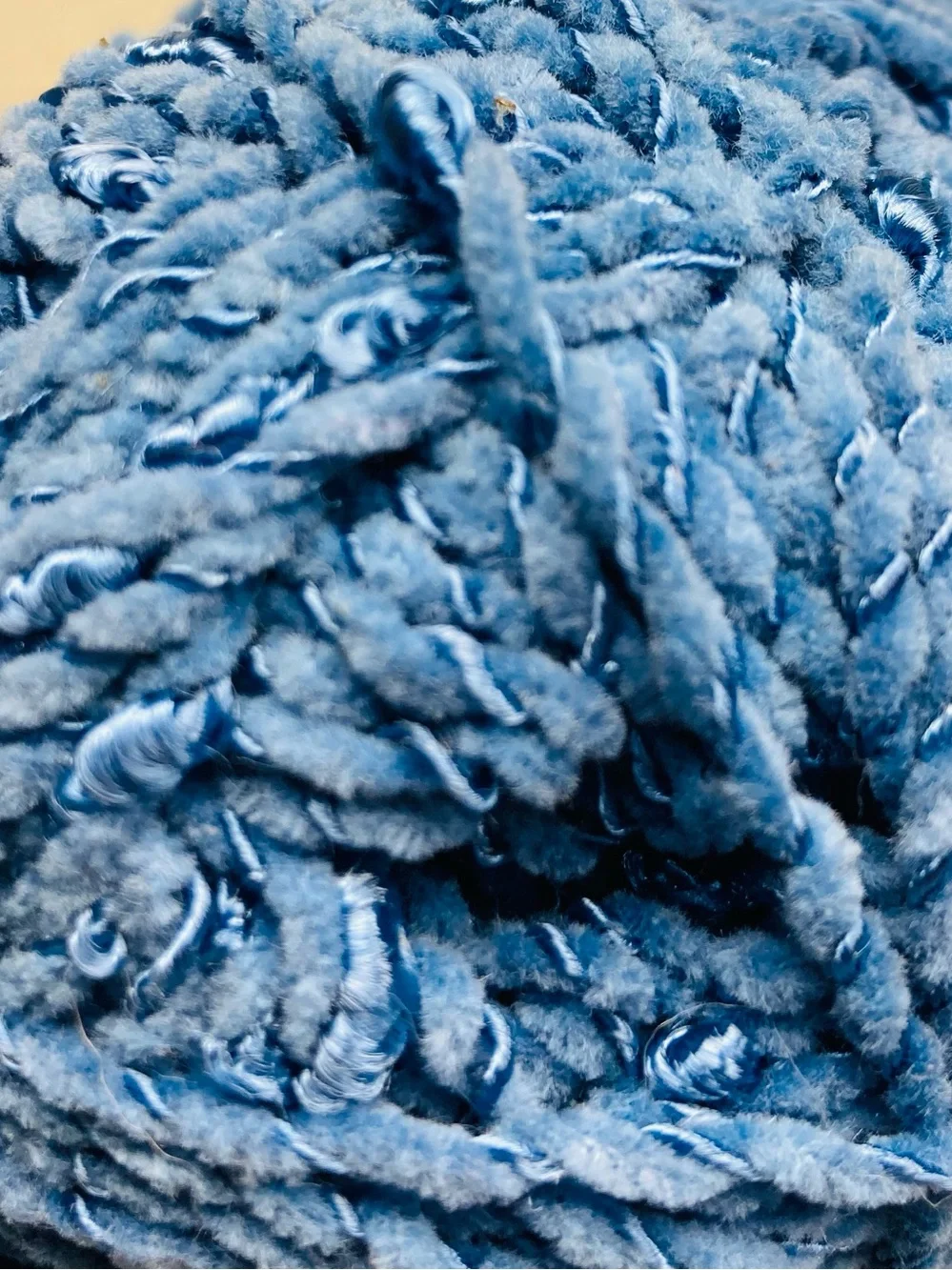 282g / 9.95oz Fantacia Nodiglia Made in Italy Textured Yarn 70%Cotton 30%Viscose